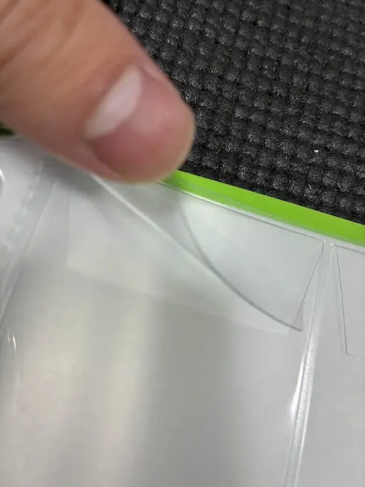 飛び出し防止がついている画像